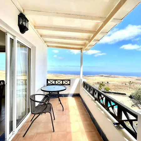 Bonito apartamento C con Wifi y estupenda vista a Océano y Piscina *
