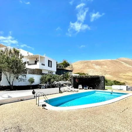 Bonito apartamento C con Wifi y estupenda vista a Océano y Piscina Appartamento